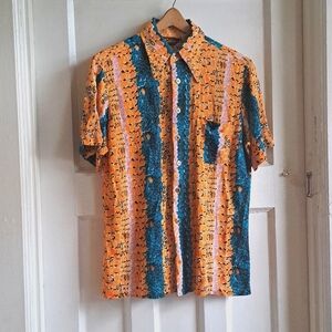 Size L 1970s Vintage shirt "Styled in California" brand Made in USA